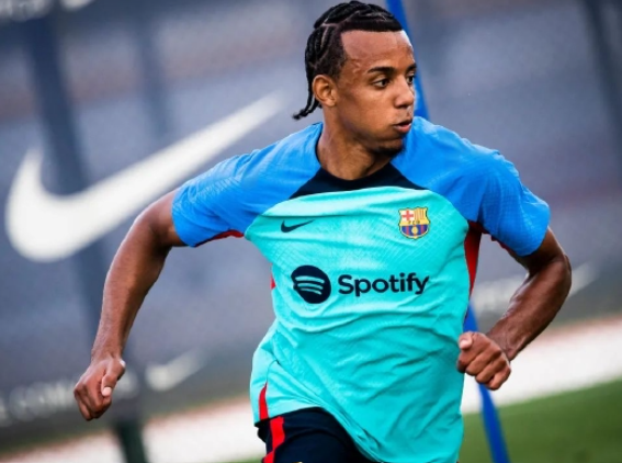 孔德赛前谈西班牙国家德比：与姆巴佩交流，赞其状态出色