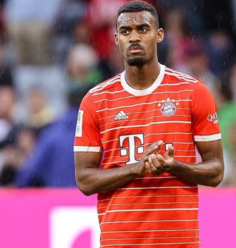 利物浦胜维拉后，斯洛特谈赫拉芬贝赫伤情与后续赛事安排