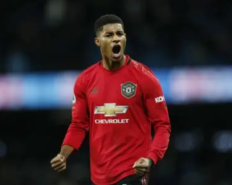 欧冠关键战前夕：拉什福德在巴萨的未来迷雾